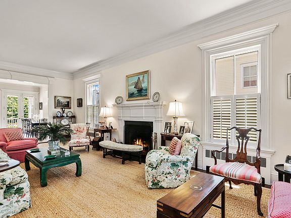 619 Steamboat Rd Greenwich CT-print-056-051-003e-4200x2795-300dpi.jpg