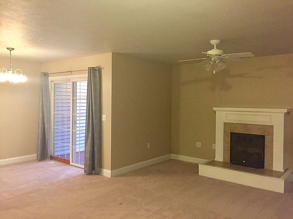 Family Room/Dining Room