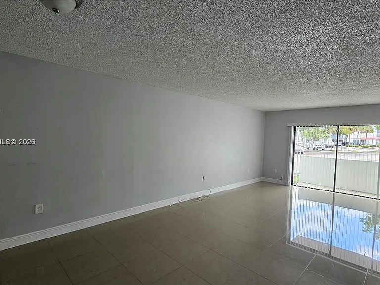 5800 SW 127th Ave #2103 — Photo 9