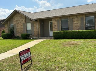 5213 Highgate Ln, Rowlett, TX 75088