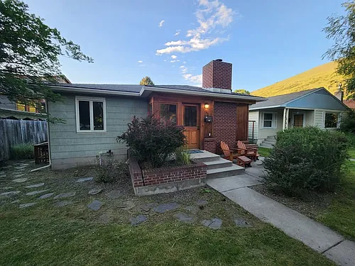 610 S Ave E Photo 1