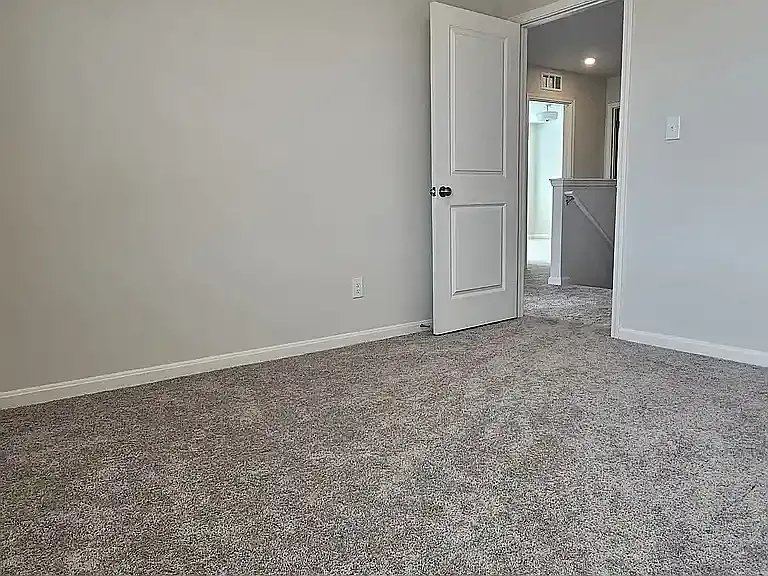 105 Gaston Cir — Photo 30