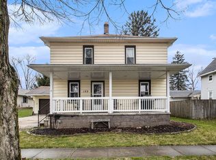 109 S Olive St, Wakarusa, IN 46573