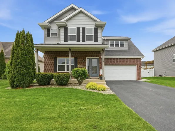 9163 W 103rd St, Saint John, IN 46373
