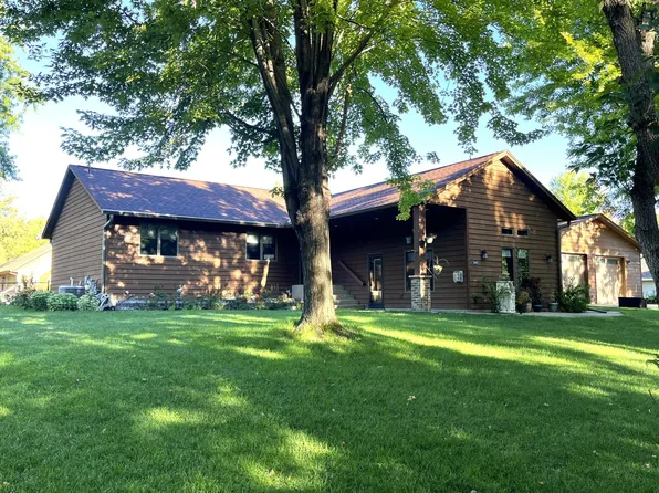 1215 35th Ave N, Saint Cloud, MN 56303