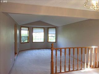 5th image of 4713 NE 131st St