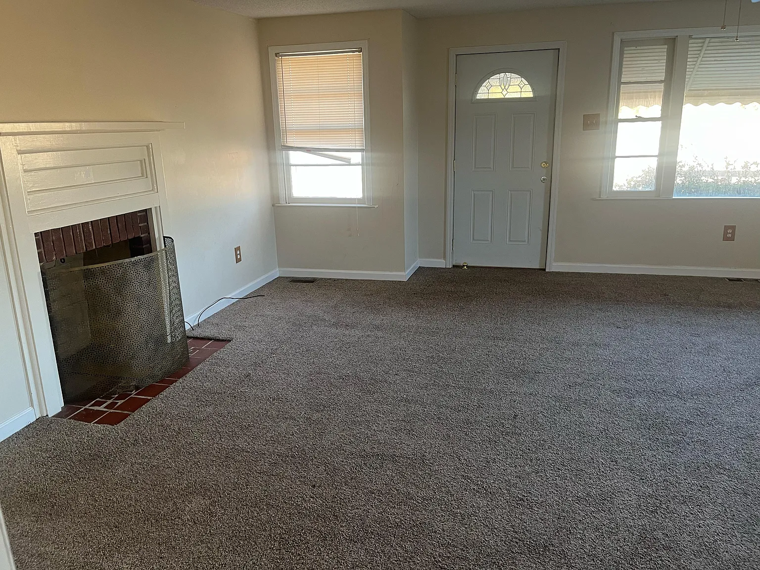 4 bed, 850 sqft, $1,695 — Photo 4