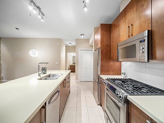 4th image of 3355 Rosemary Heights Dr #105