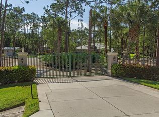 670 3rd St SW, Naples, FL 34117