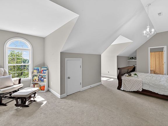 32nd image of 1650 Ricketts Mill Rd