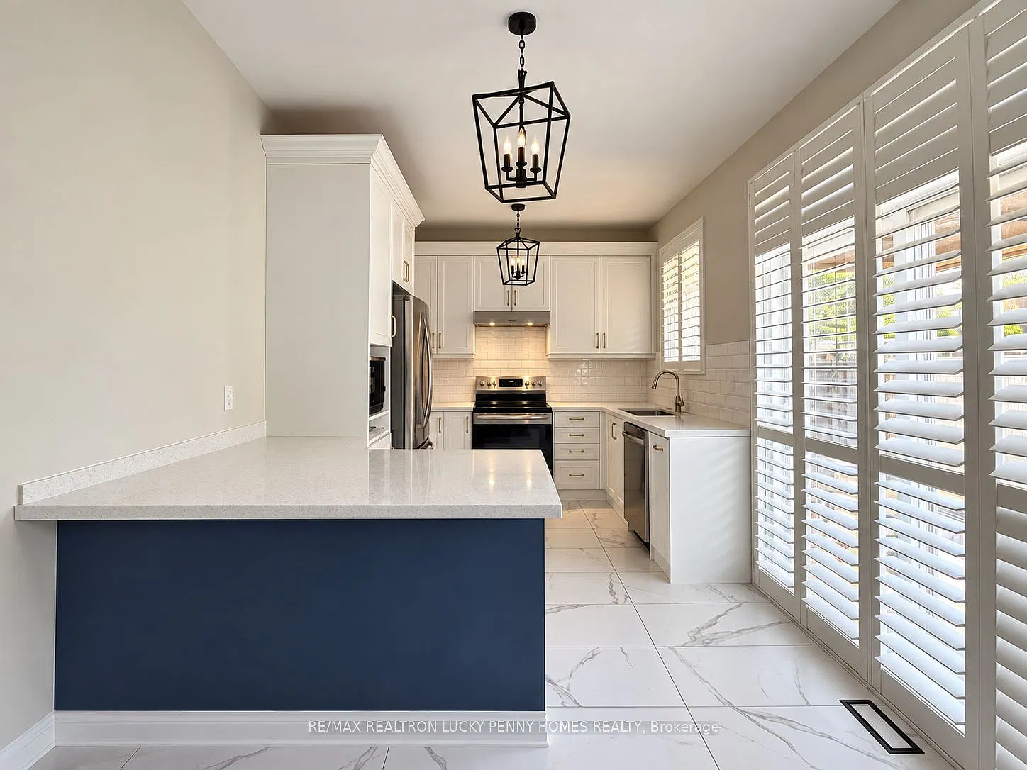 3 bed, $3,000 — Photo 4