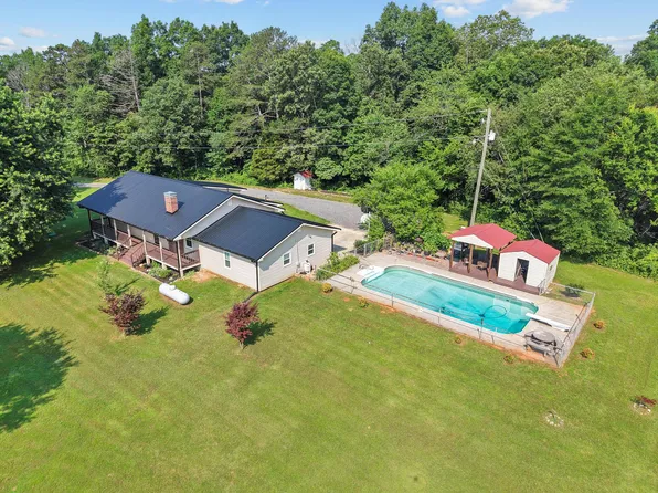 142 Holli Bird Ln, Ringgold, GA 30736
