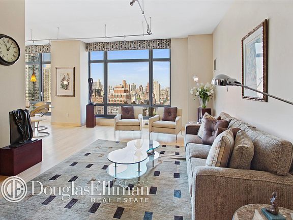2nd image of 450 E 83rd St APT 19D