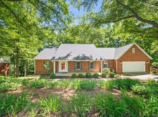112 Bluebird Dr, Russell, KY 41169