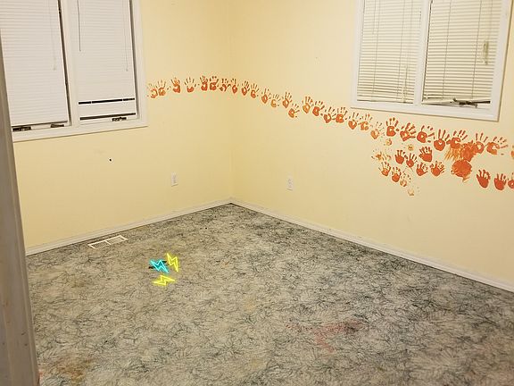 Bedroom 2 10 x 13.6