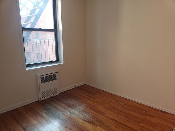 5th image of 540 Ocean Pkwy APT 2A