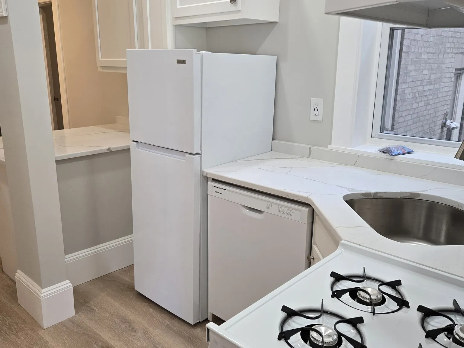 1 bed, $2,900 — Photo 3