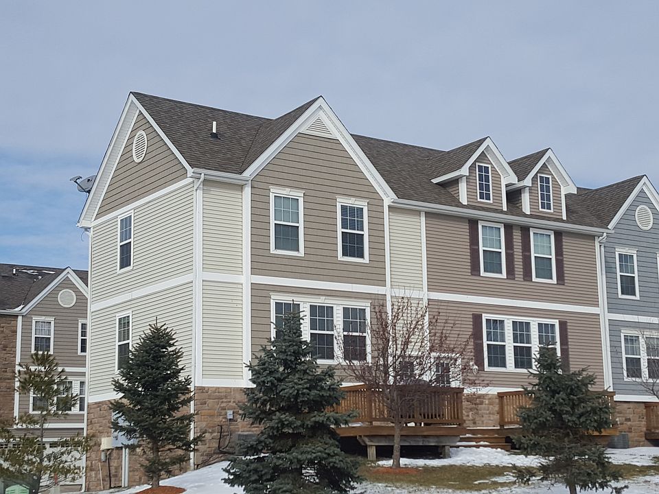 1st image of 381 NE Satinwood