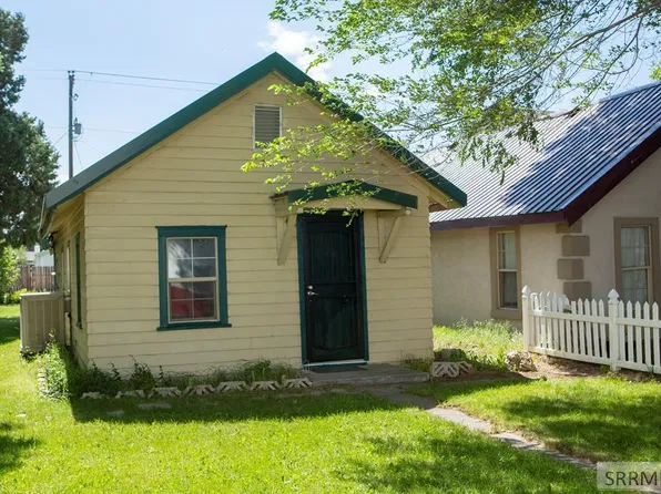 740 NE Main St, Blackfoot, ID 83221