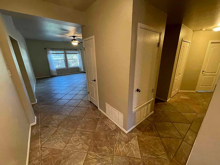 16901 Abyssinian Ln — Photo 28
