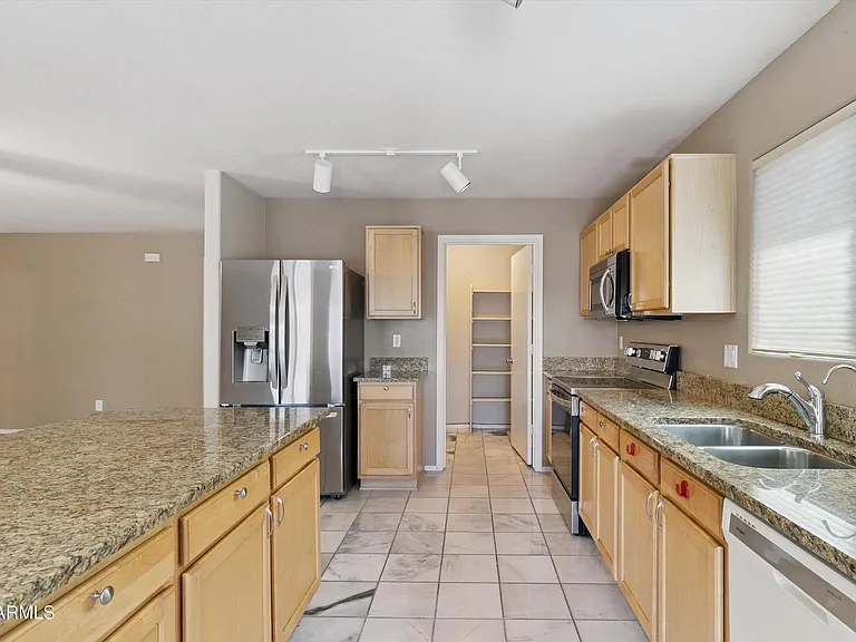 3139 W Matthew Dr — Photo 15