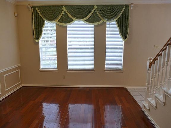 5th image of 16614 Colony Terrace Dr