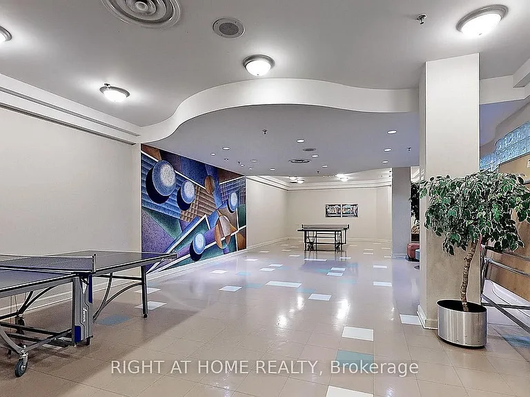 68 Corporate Dr #1229 — Photo 36