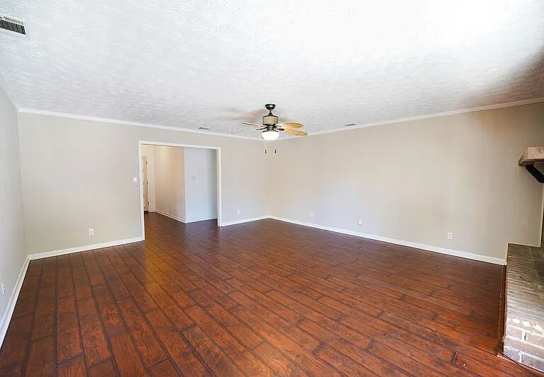 11 Brandy Ln — Photo 7
