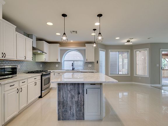 3rd image of 5456 Midwinter Mist St
