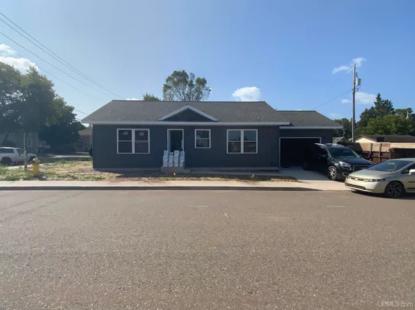 400 S Lake St, Ishpeming, MI 49849