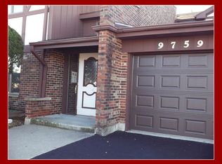 9759 W Creek Rd #2B, Palos Park, IL 60464