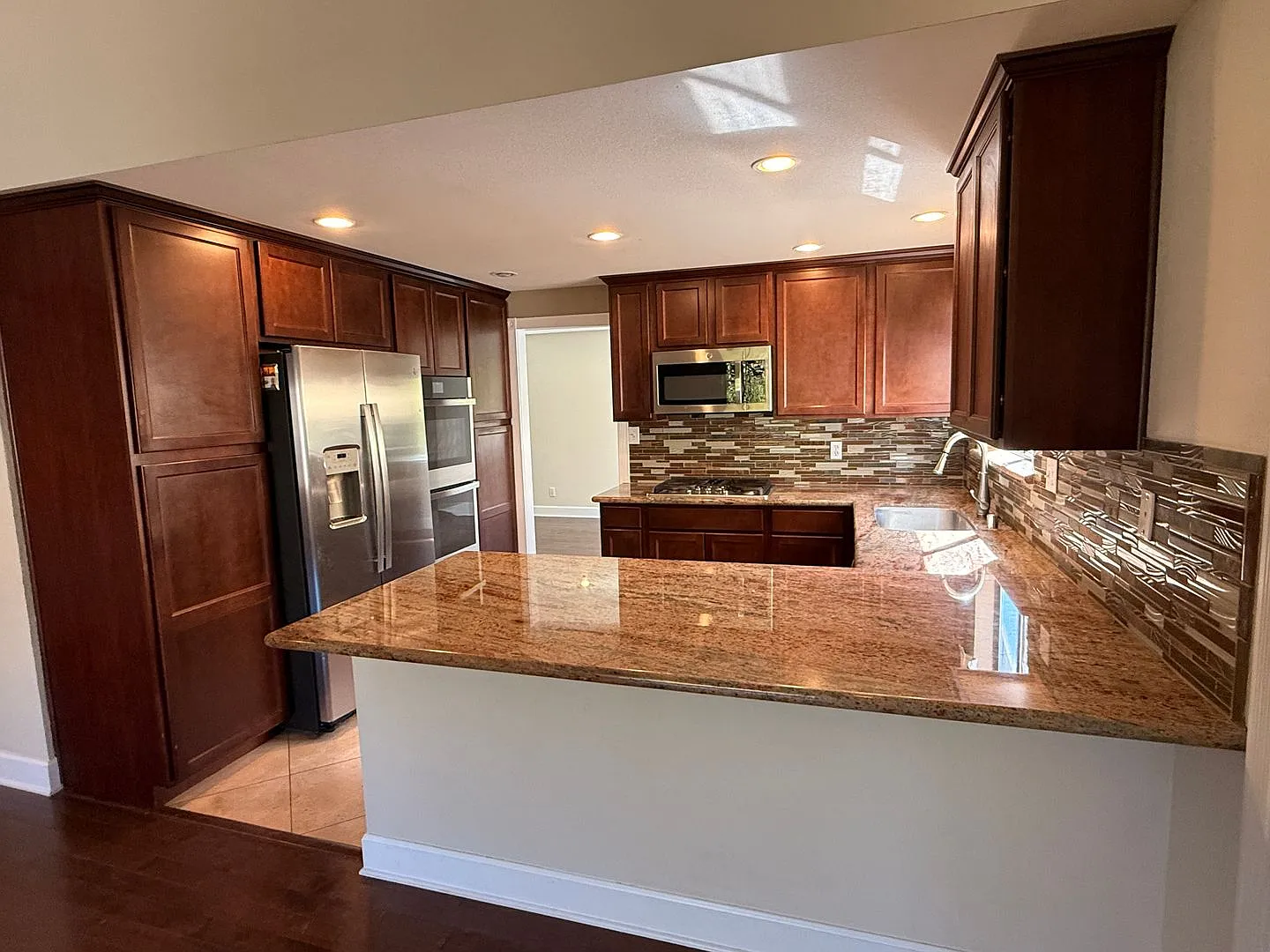 Updated 3br/2ba Home In Southwest Reno $3,300/Month - Available Now — Photo 3