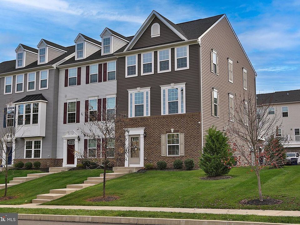 1st image of 245 Grace Ln