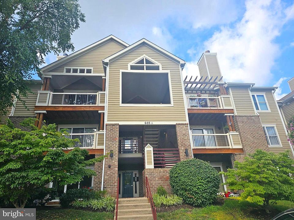 1st image of 605 Admiral Dr Unit 102