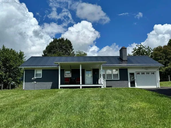 212 Cranberry Rd, Galax, VA 24333