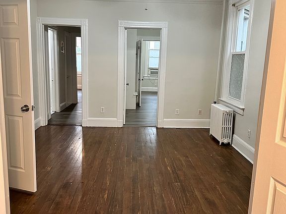 2nd image of 82 Court House Pl #2