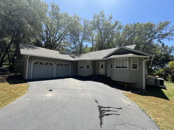 1388 Kenney Dr, Murphys, CA 95247