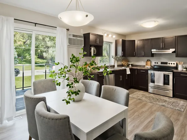 63 Oakdale Dr #1, Hanover, MB R0A 0C1