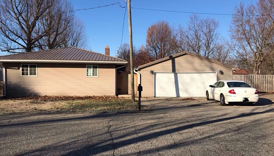 1st image of 101 McCormick Dr