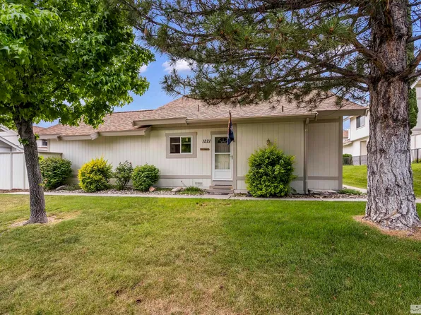 1221 Rayburn Dr, Reno, NV 89503