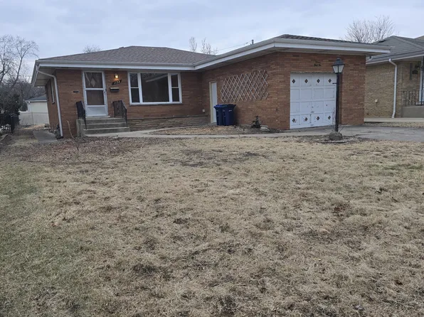 1132 Community Dr, La Grange Park, IL 60526