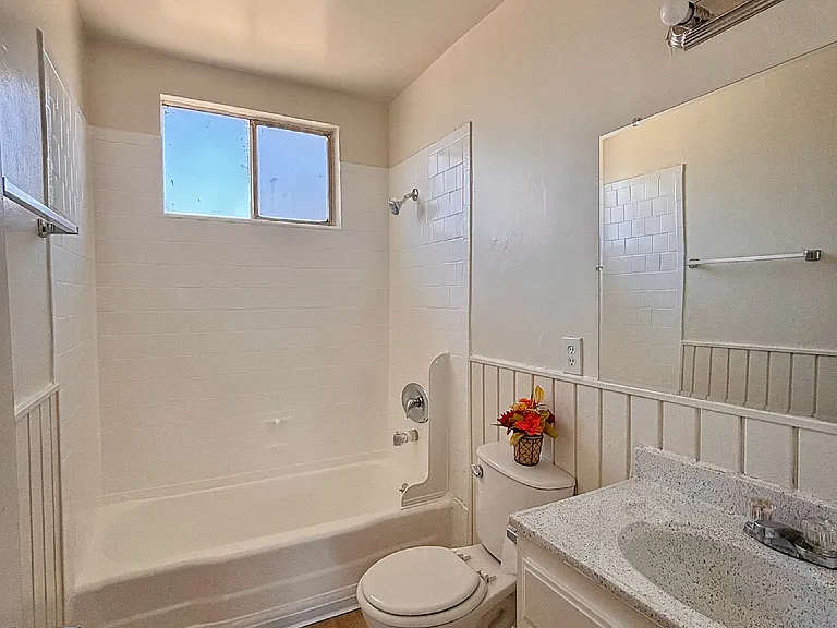 11023 California Ave #K — Photo 10