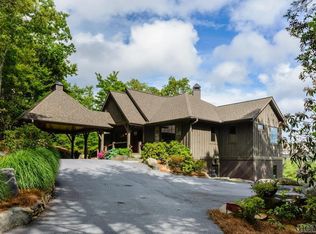 342 Hawk Mountain Rd, Lake Toxaway, NC 28747