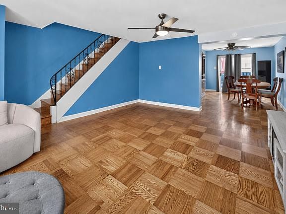 3rd image of 2149 Lardner St