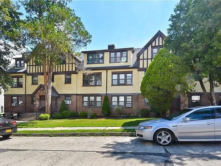 1st image of 54 Jefferson Ave APT 4N