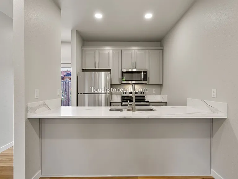 3323 SE 87th Ave — Photo 9