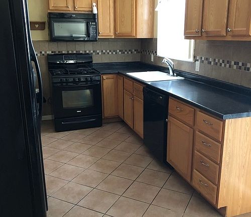 4th image of 2134 Martin Ave SE