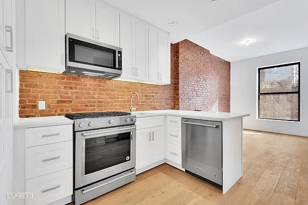 Rented by Citi Habitats | media 2