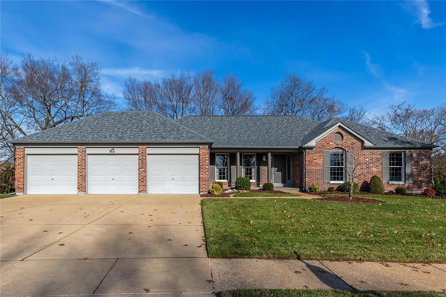 4616 Idecker Dr photo 1