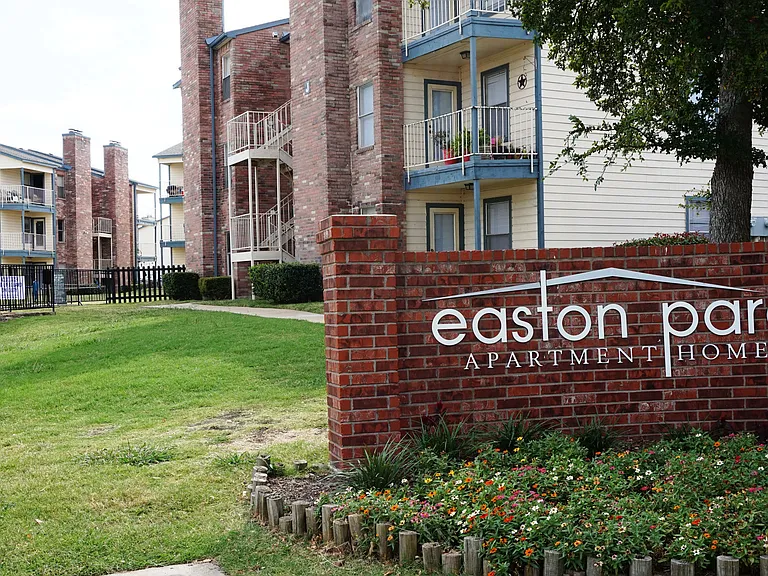 Easton Parc — Photo 8